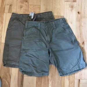 2 pair- Men’s size 32 Carhartt canvas work shorts